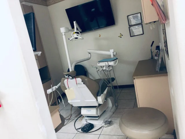 Sure Smile Dental Office Picture 1