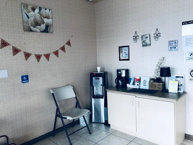 Sure Smile Dental Office Picture 3