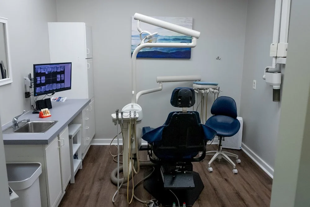 Ewing Dental Associates Picture 3