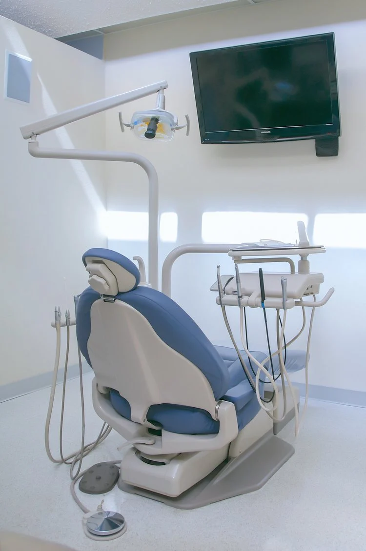 1100 DENTAL Picture 1