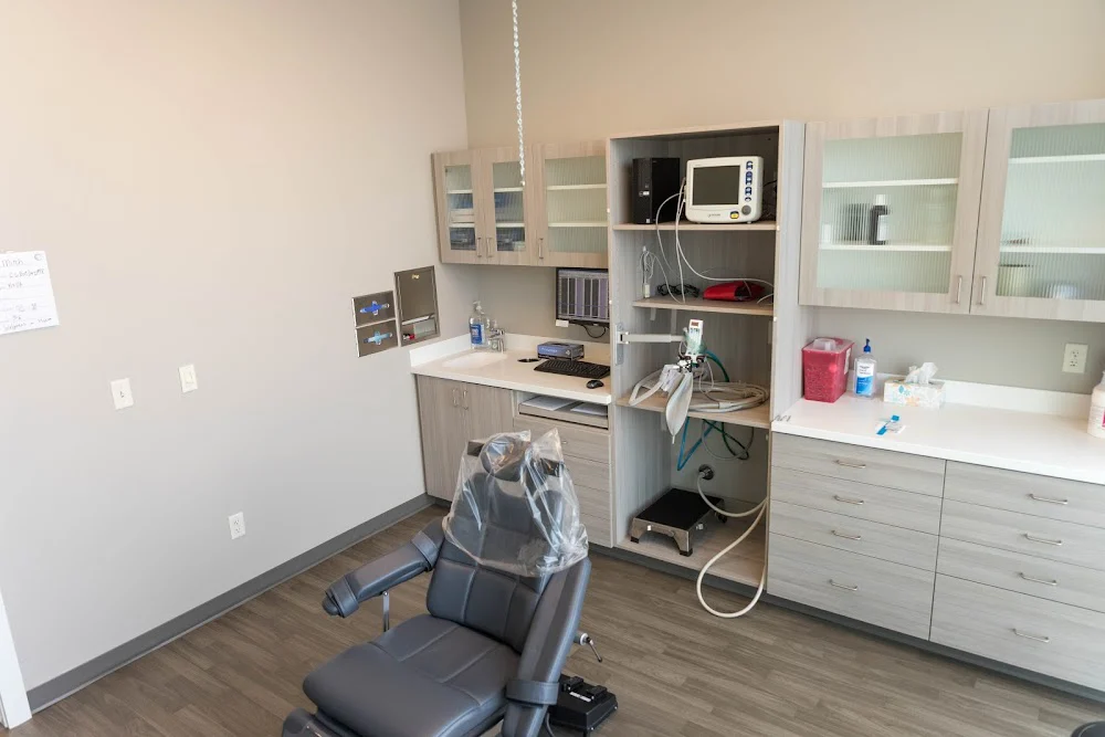 Omaha & Council Bluffs Oral Surgery Picture 3