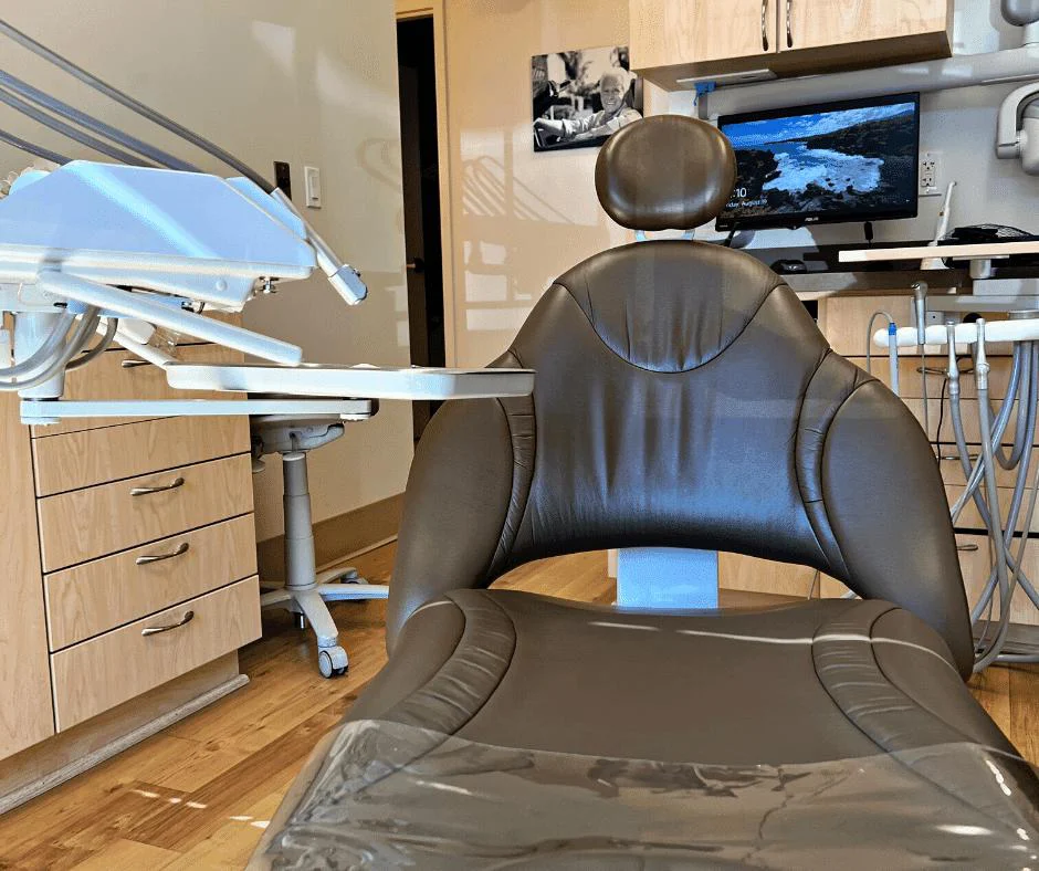 Valerie Barba, DDS, FAGD Picture 5