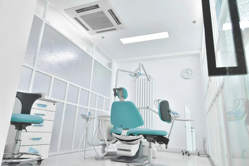 Hawthorne Dental Associates Picture 3