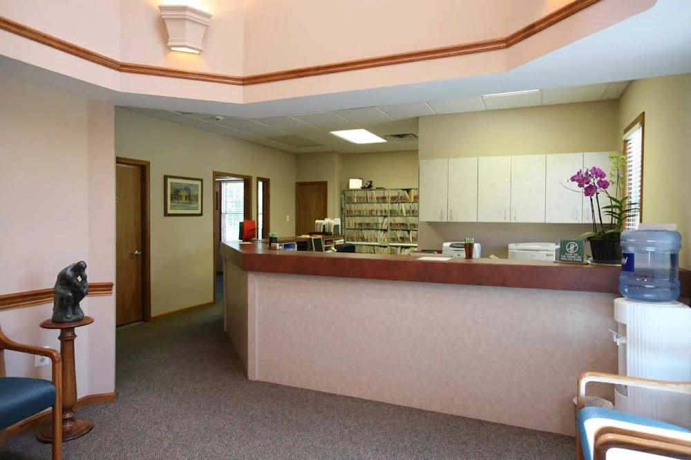 Floral Vale Periodontics and Implants: Edward A. Marcus, D.D.S. Picture 7
