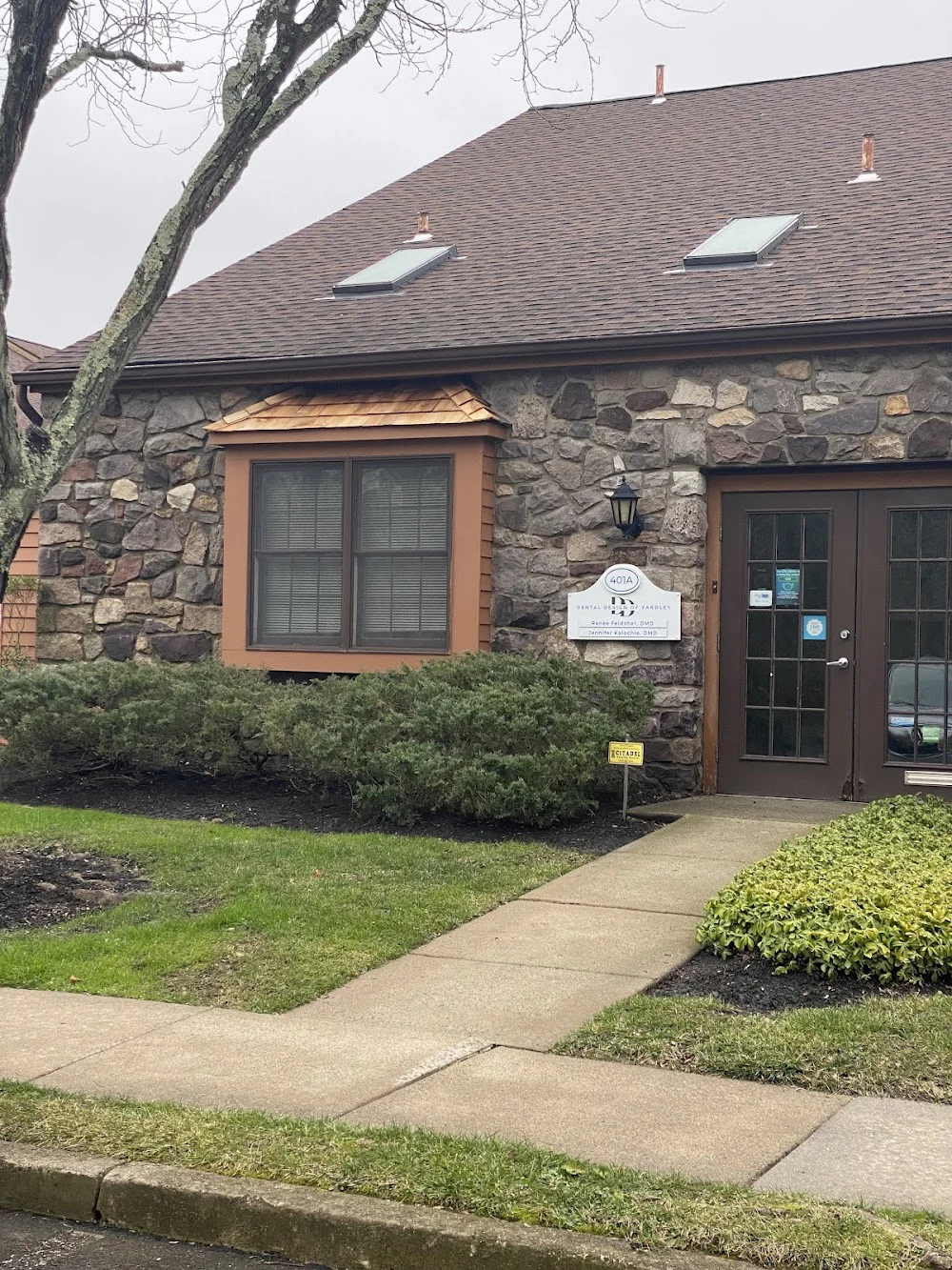 Renee Feldsher, DMD at Dental Design of Yardley Picture 4