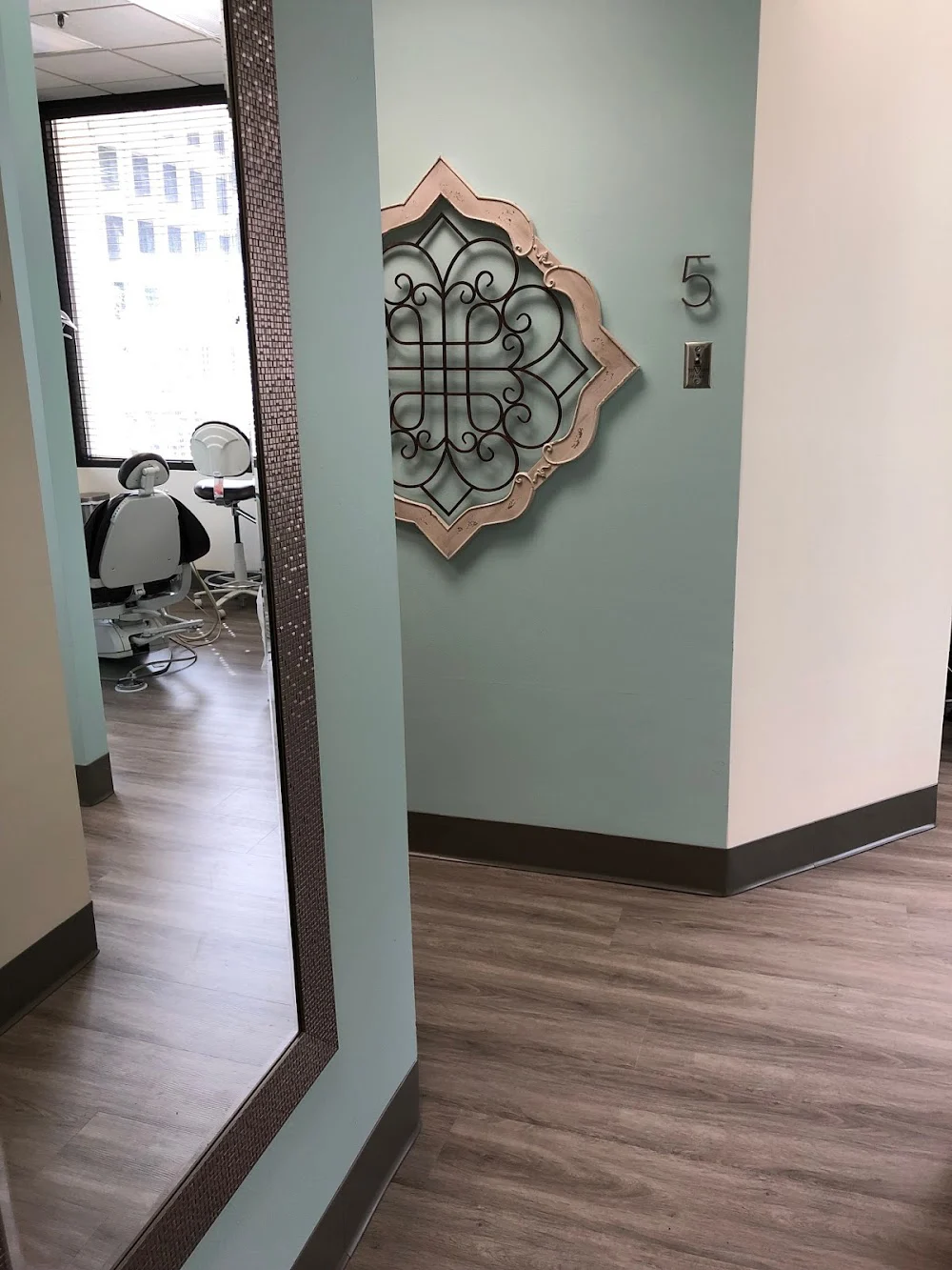 Skyway Dental of St Paul Picture 1
