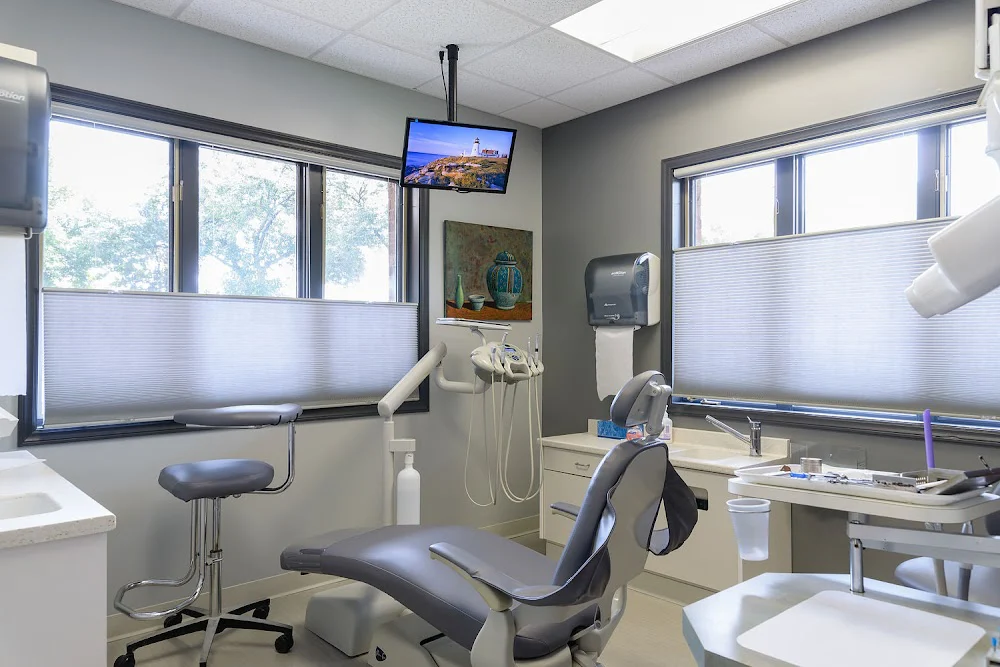 Crescent Dental Picture 7