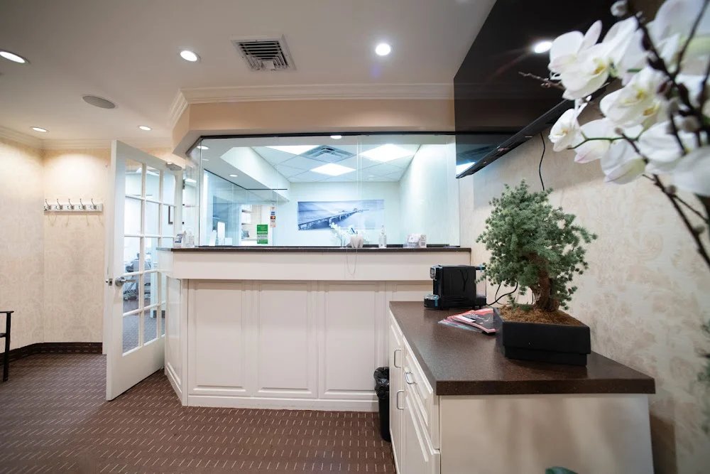 Jericho Dental: Cosmetic, Implant, and Emergency Care Picture 3