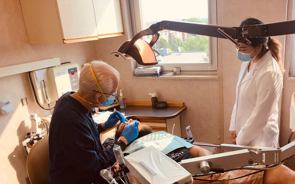 William H Johnson II DDS--DENTISTRY AT CENTRAL MIDWAY Picture 1
