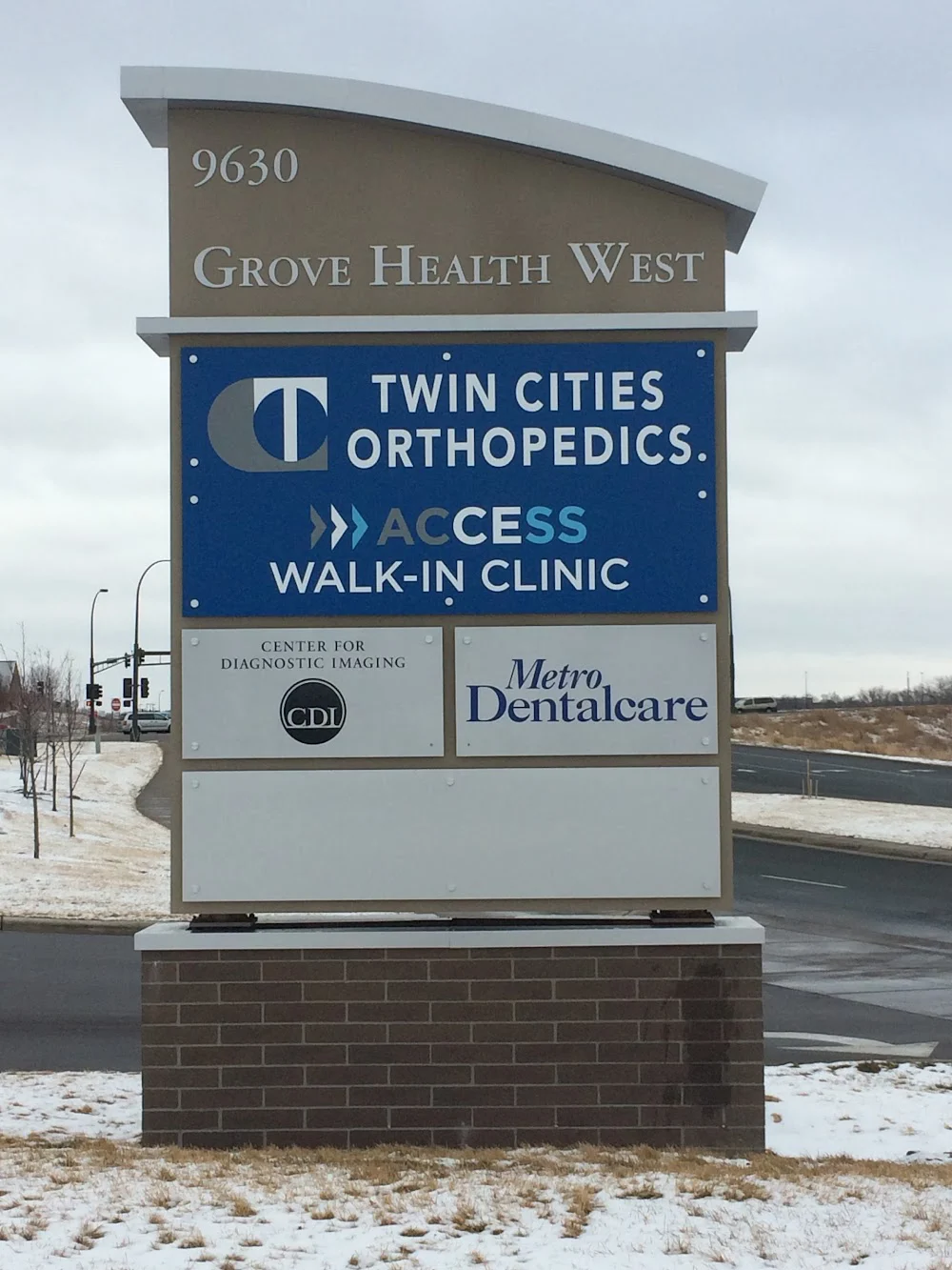 Metro Dentalcare Maple Grove Grove Circle Picture 1