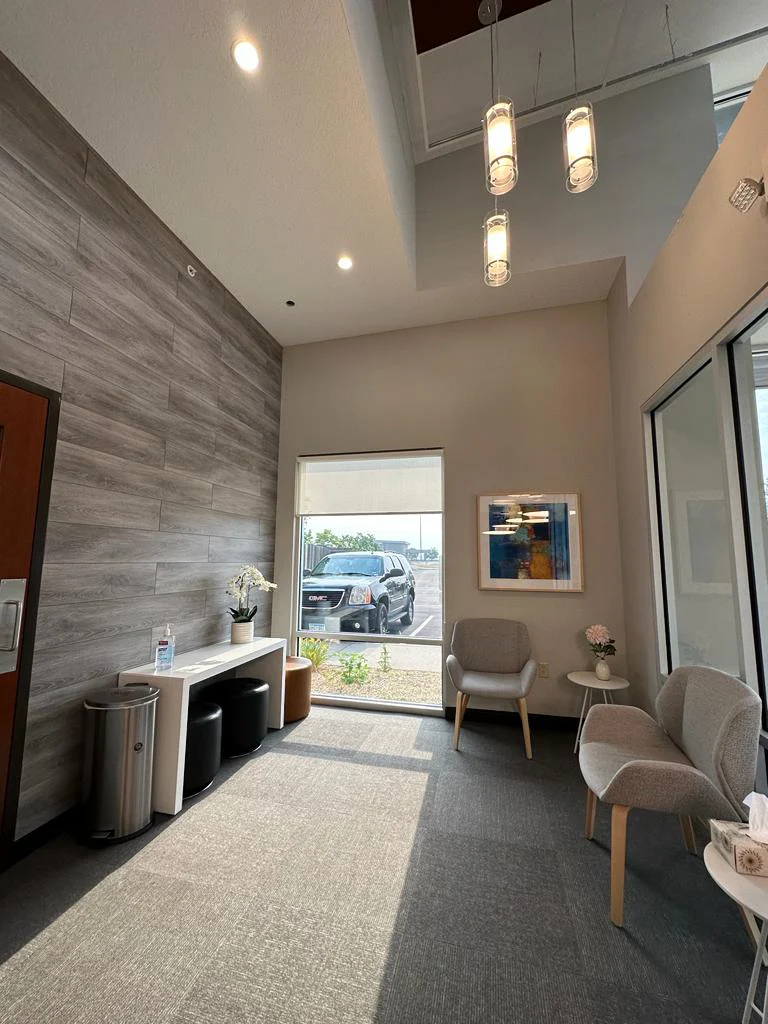 Almond Dental Maple Grove Picture 7