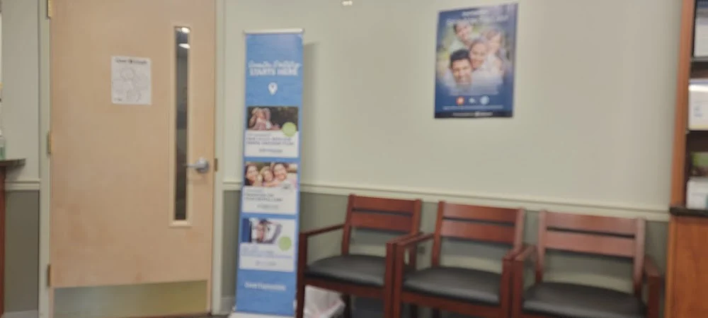 Great Expressions Dental Centers - Levittown Picture 7