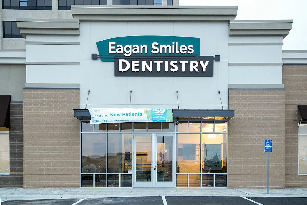 Eagan Smiles Dentistry Picture 4