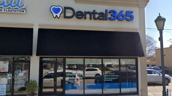 Dental365 - Bellmore Picture 1
