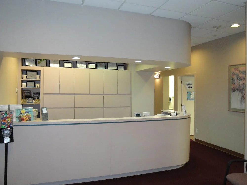 Lawrence R Rosenzweig, DDS Picture 1