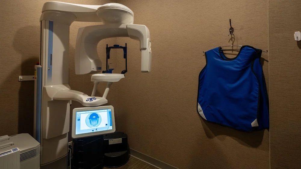Leading Edge Oral Surgery Massapequa Picture 6