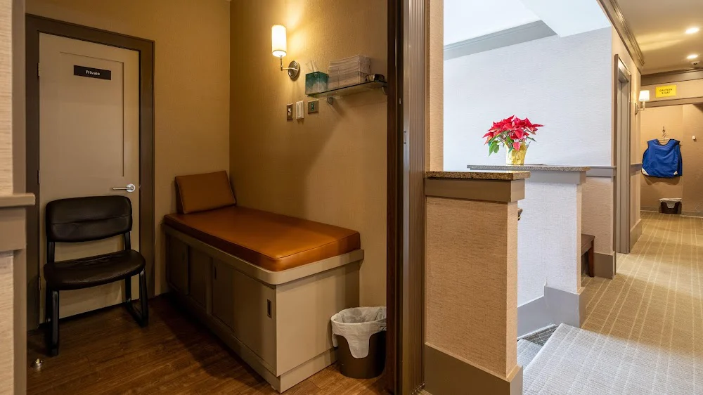 Leading Edge Oral Surgery Massapequa Picture 5