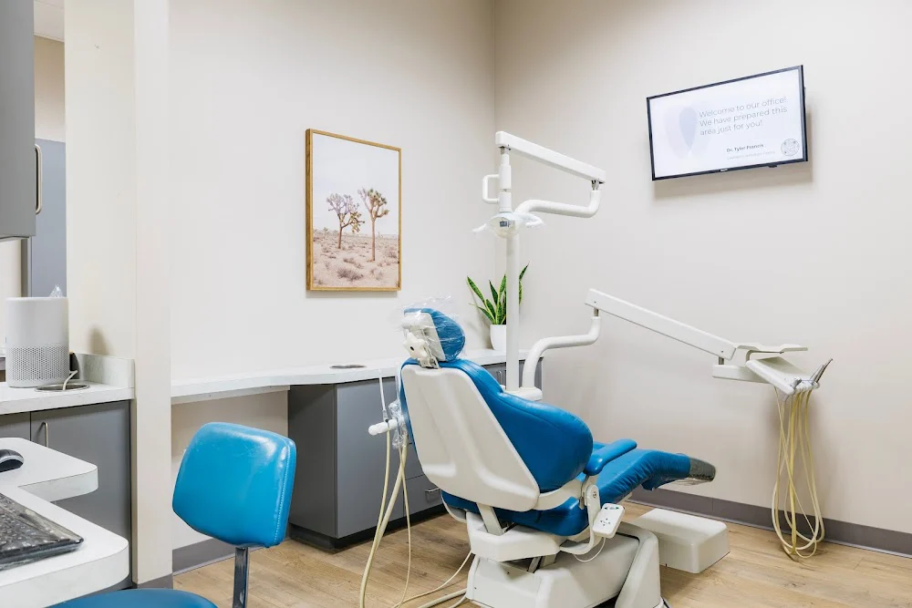 Francis Dental Picture 3