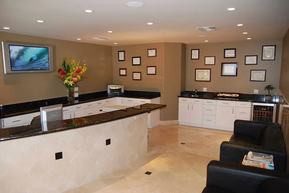 Dr. Wyatt D. Simons, DDS Picture 3