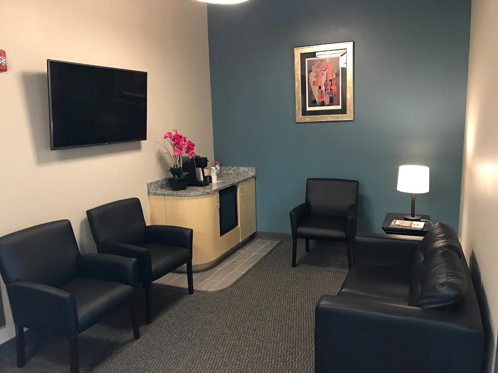 Seven Hills Dental & Implant Center Picture 2