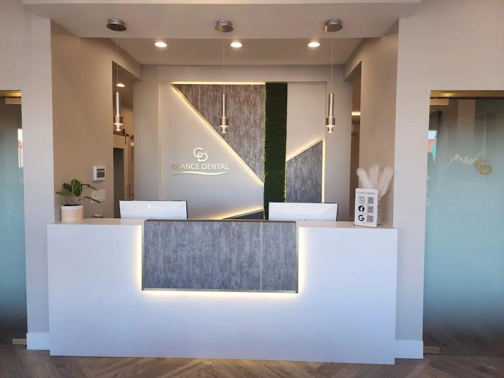 Glance Dental Picture 1