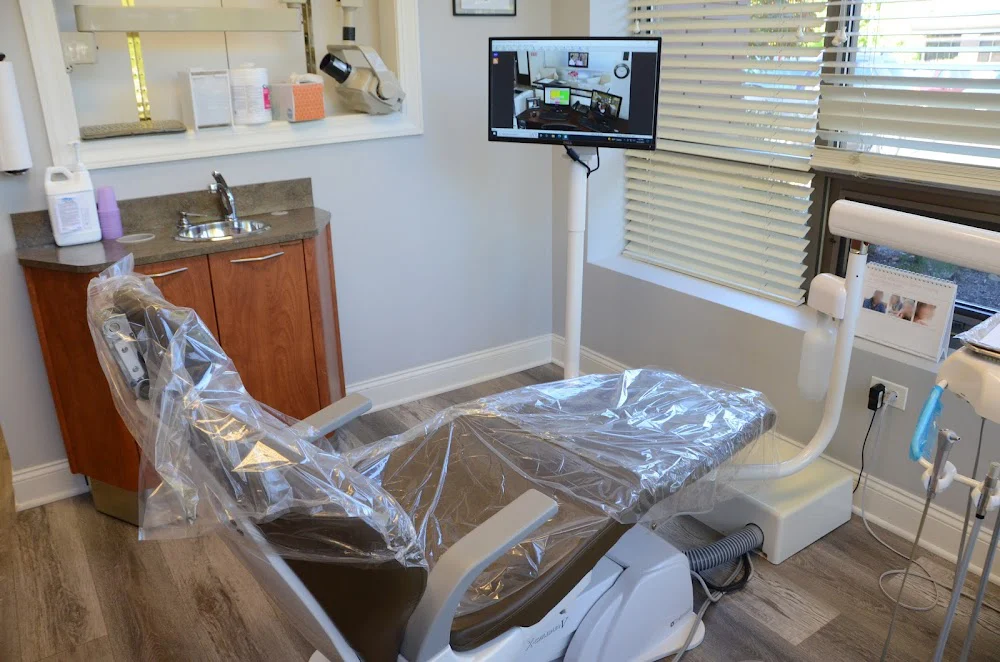 Twin Dental Picture 7