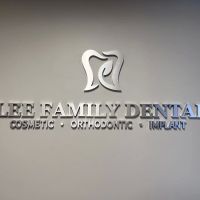 Lee Family Dental ico