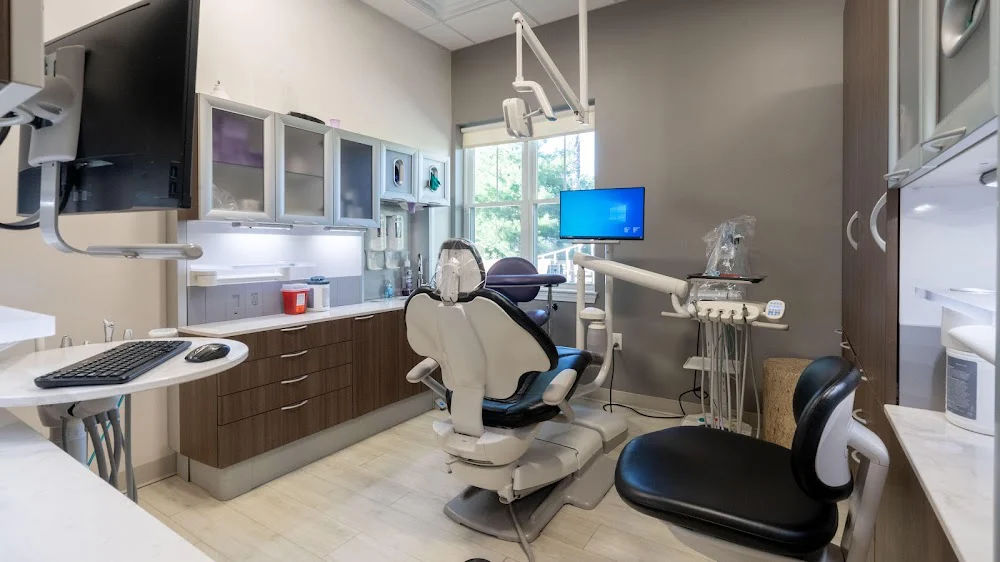 Leading Edge Periodontics & Dental Implants Easton Picture 4