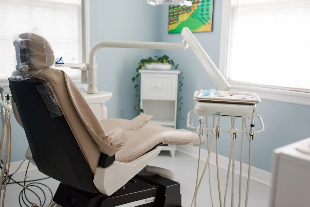Family and Cosmetic Dentistry Picture 6