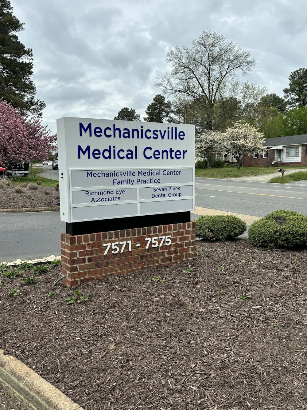 Seven Pines Dental Group Mechanicsville Picture 3