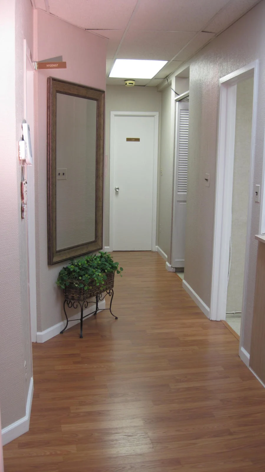 Hartsdale Dental Care: Andrew Woo, DDS Picture 6