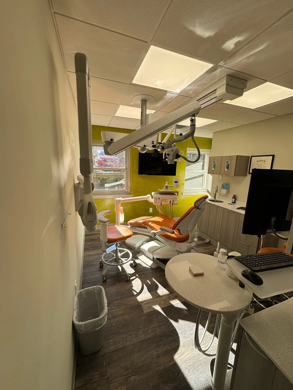 Metropolitan Endodontics Picture 8