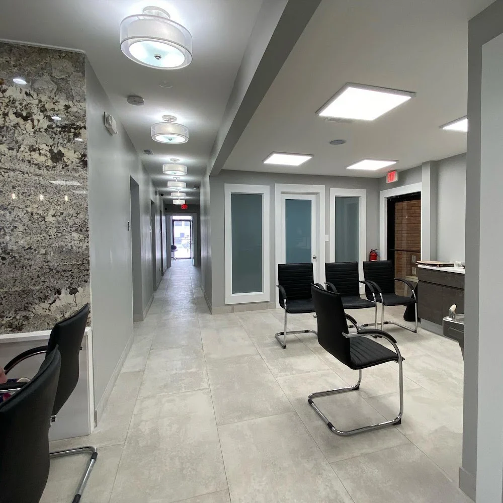 UrgentDent Emergency and Family Dental Care Merrillville Picture 7