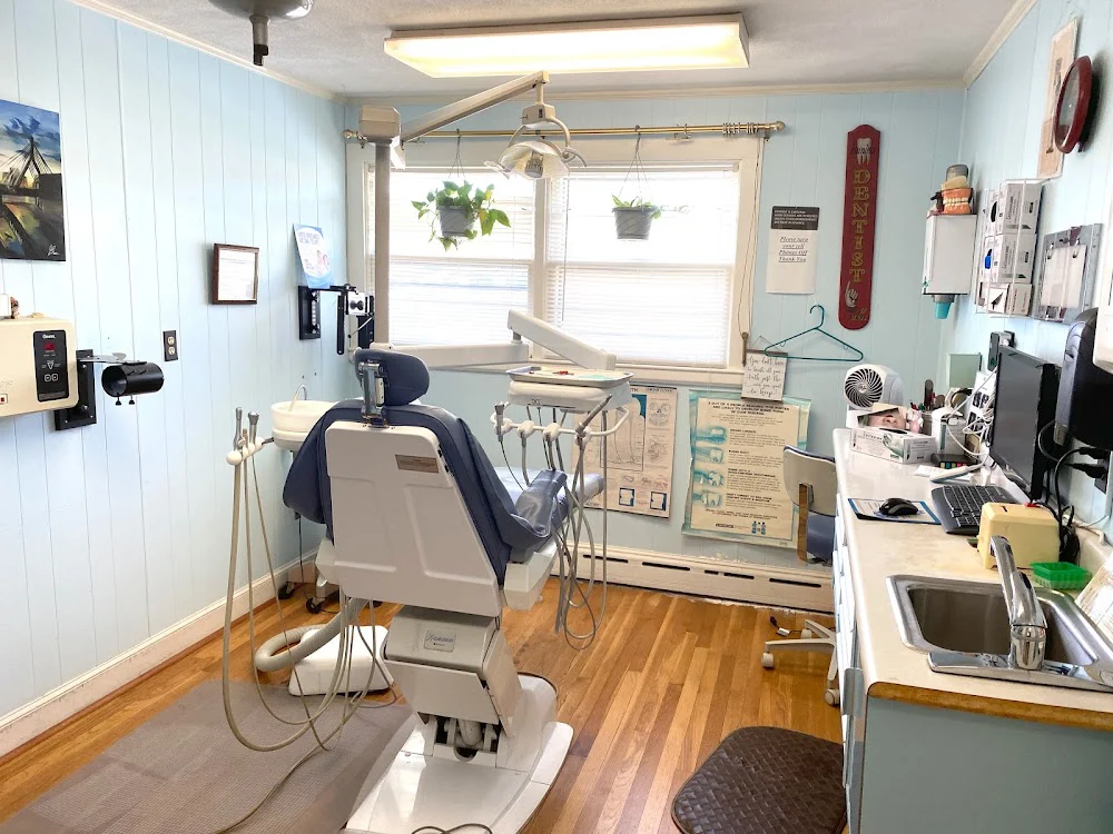 St. Mark Dental | Dr. Evette Bakhit Picture 3
