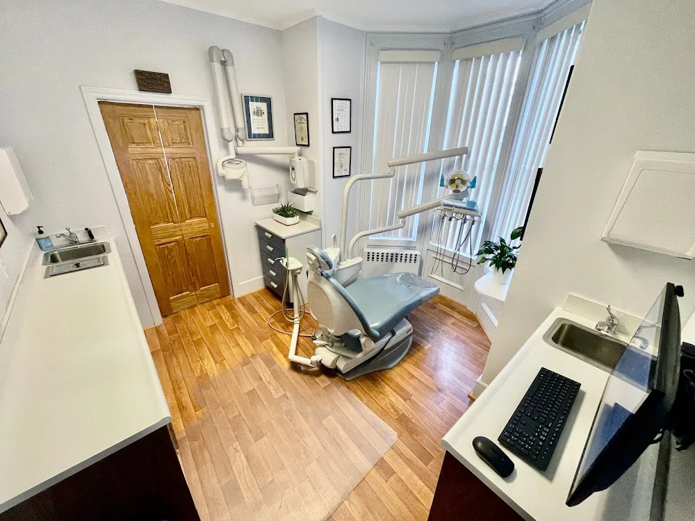 Dobbs Dental and Cosmetics - Tamar Hoff-Nir DDS Picture 7