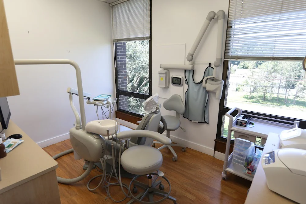Dental Avenue, Mamaroneck, NY Picture 7
