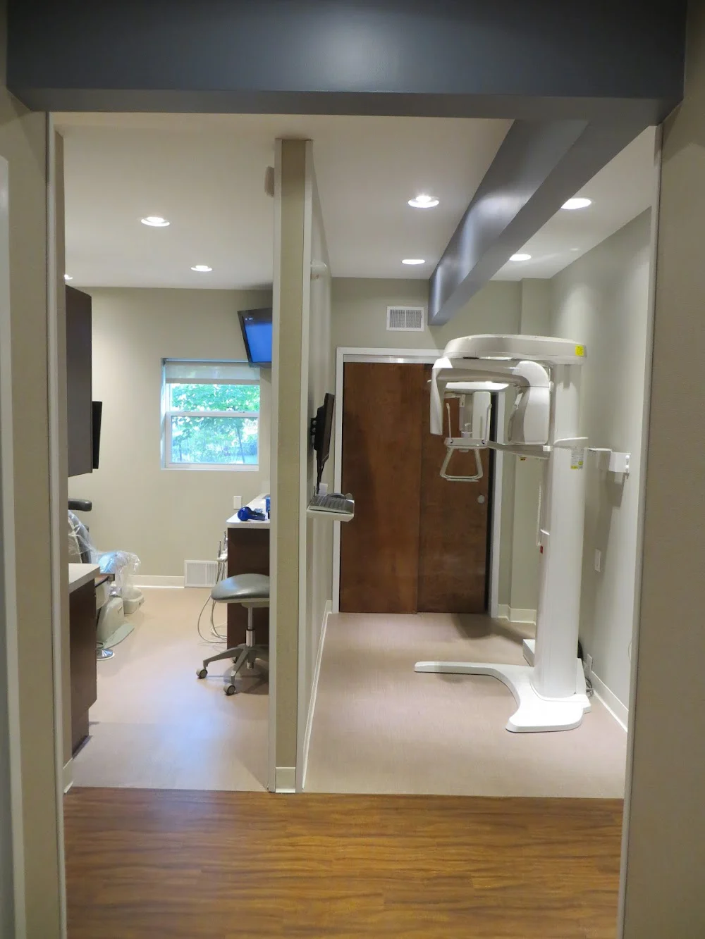 Yonkers Avenue Dental - An Affiliate of The Smilist Picture 2