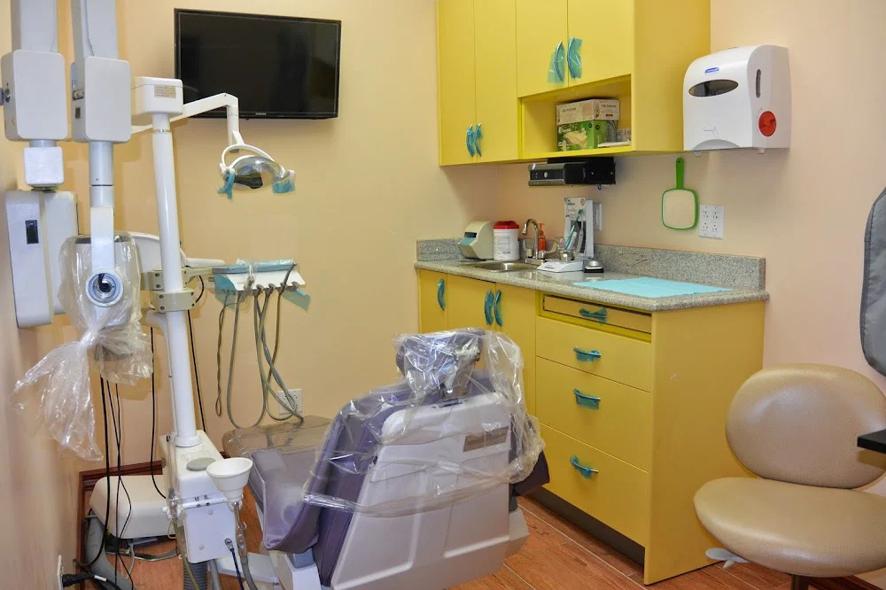 G & D Dental Care ~ Dr. Belkis Duran D.D.S Picture 2