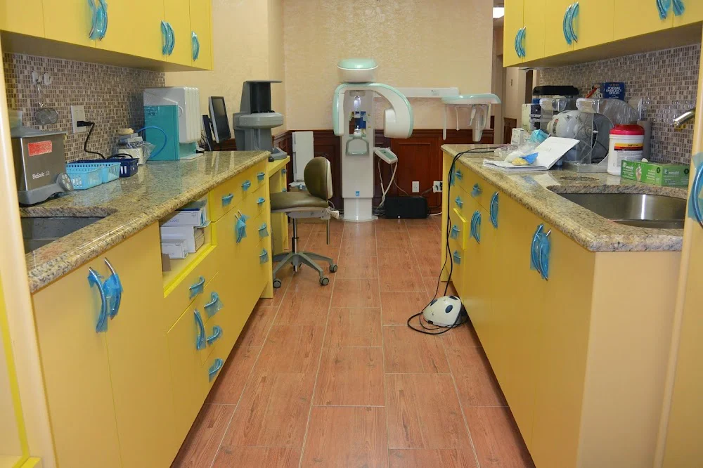 G & D Dental Care ~ Dr. Belkis Duran D.D.S Picture 3
