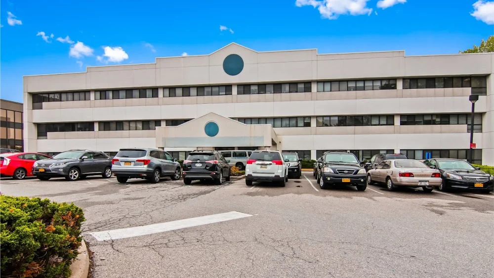 Saw Mill Dental of Yonkers Picture 1
