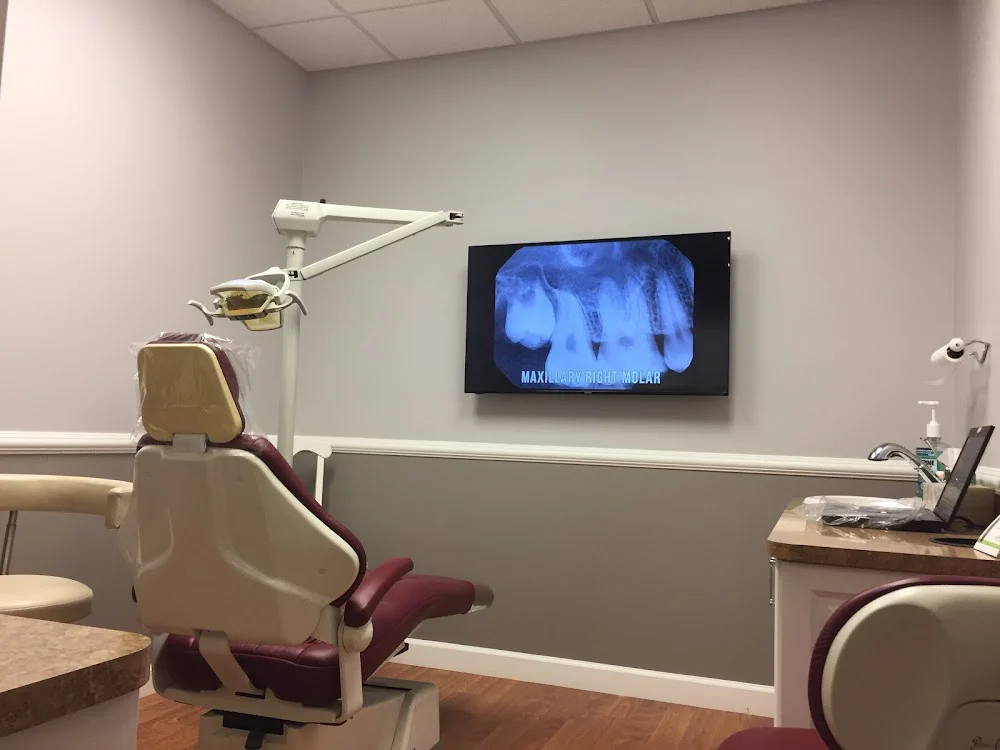 Dental Smiles of West Chicago Picture 7