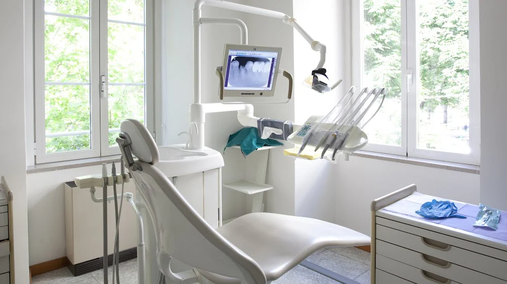 Myron Fishbein Family Dentistry Picture 1