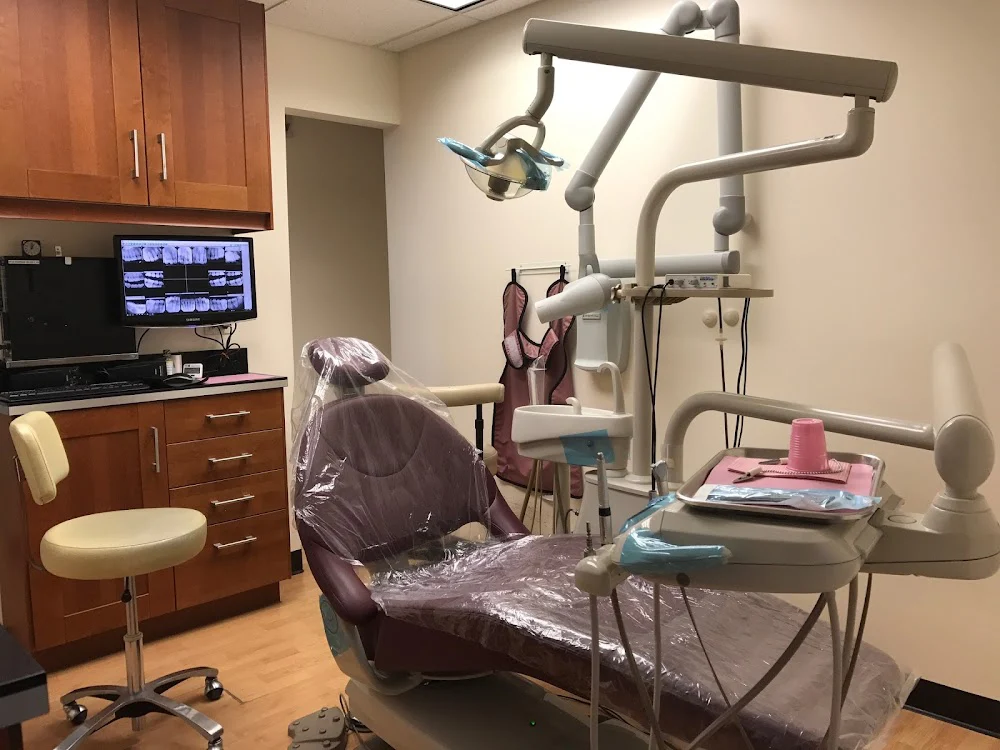 Dr. Fernando Tordoya, DDS,FAGD AFAAID Picture 3