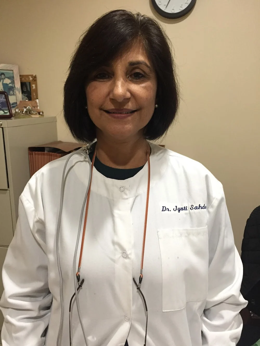Dr. Jyoti Sahdev, DDS Picture 1