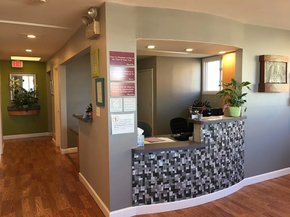 Smile Dental Works Picture 1