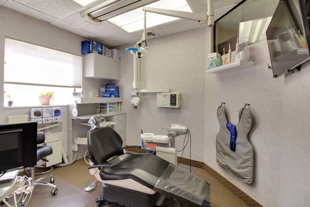 4Excellence In Dentistry Picture 2