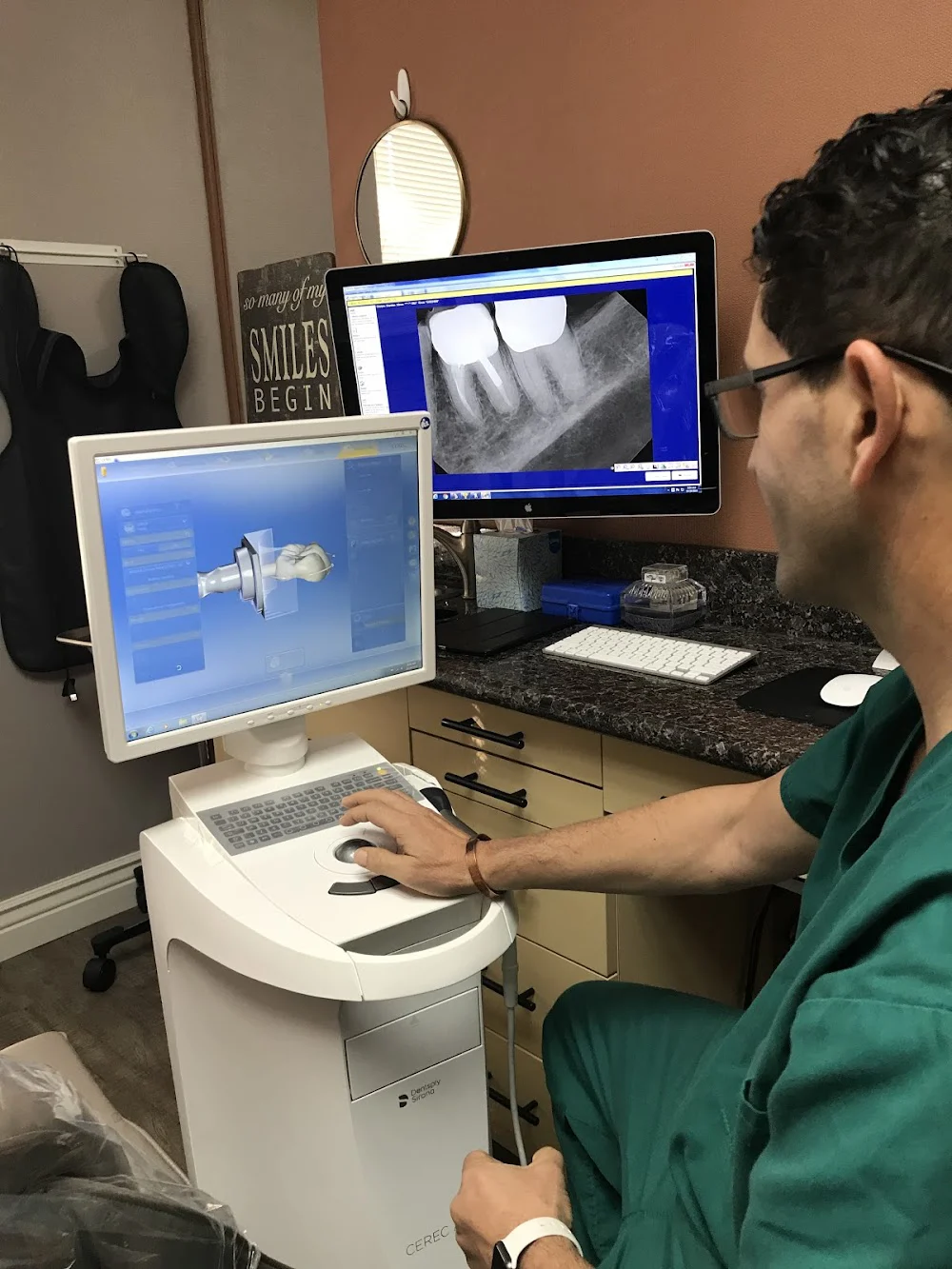 iTooth Dental: Michael Bouzid, DDS Picture 7