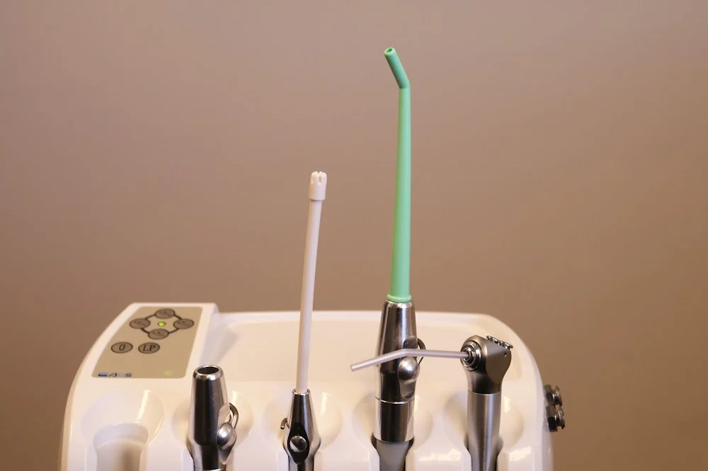 Britely Dentures + Implants Studio Picture 4