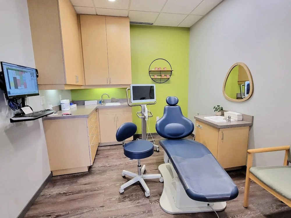 Henseler & Kocian Orthodontics Picture 2