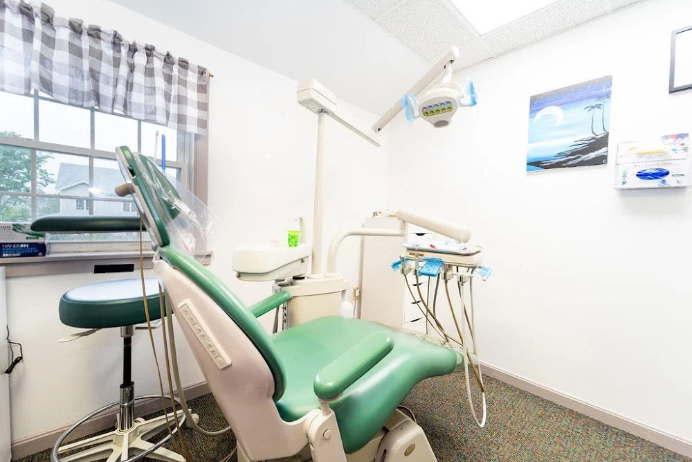Duxbury Dental Picture 3